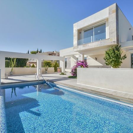 كاليبي Villa Royale Private Pool Top Of The Hill Superb Views المظهر الخارجي الصورة