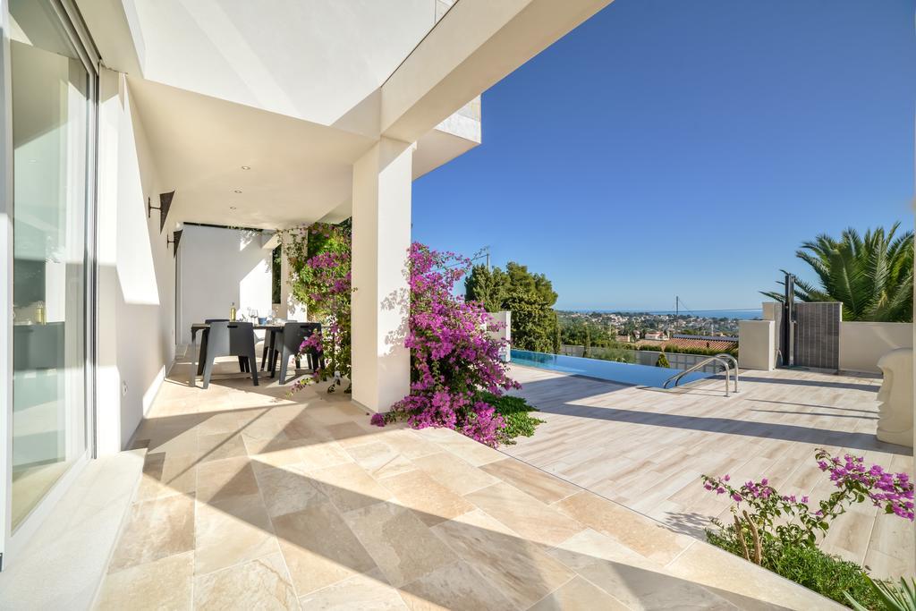كاليبي Villa Royale Private Pool Top Of The Hill Superb Views المظهر الخارجي الصورة