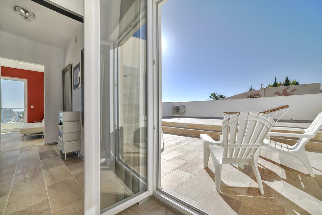 كاليبي Villa Royale Private Pool Top Of The Hill Superb Views المظهر الخارجي الصورة